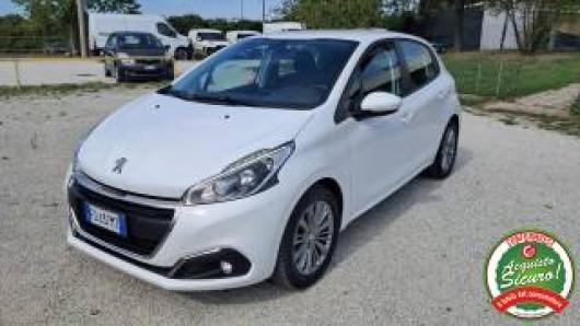 usato PEUGEOT 208