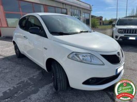 usato LANCIA Ypsilon