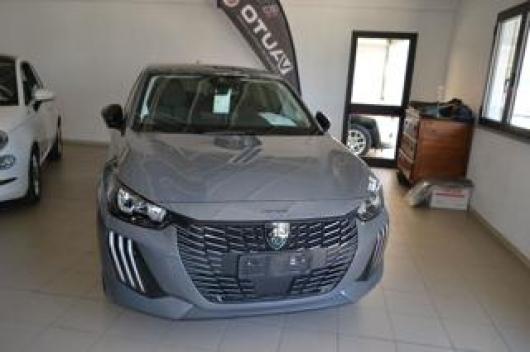 usato PEUGEOT 208
