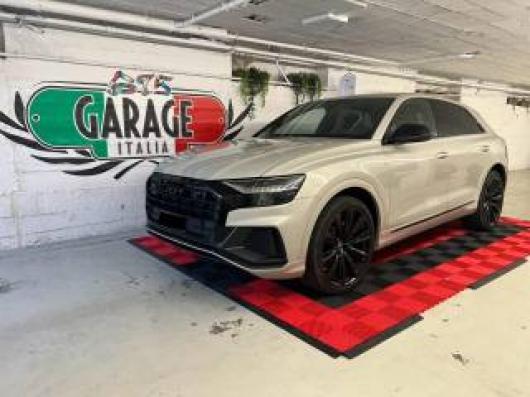 usato AUDI Q8