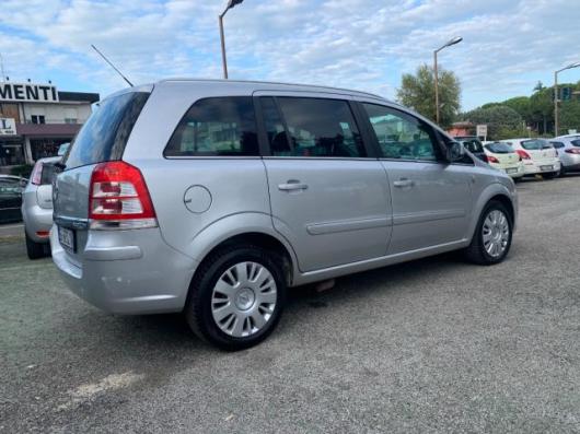 usato OPEL Zafira