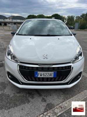 usato PEUGEOT 208
