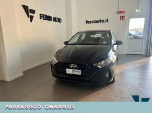i20
