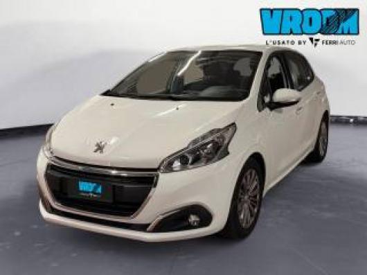 usato PEUGEOT 208