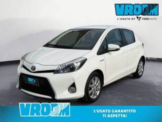 usato TOYOTA Yaris