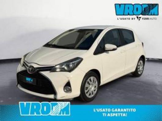 usato TOYOTA Yaris
