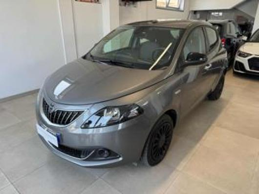usato LANCIA Ypsilon