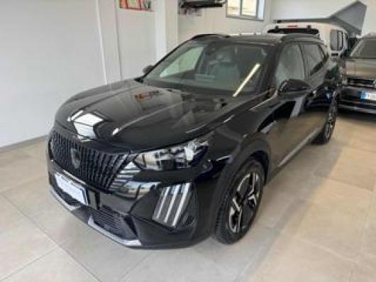 usato PEUGEOT 2008