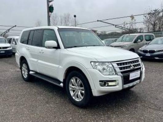 usato MITSUBISHI Pajero