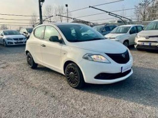 usato LANCIA Ypsilon