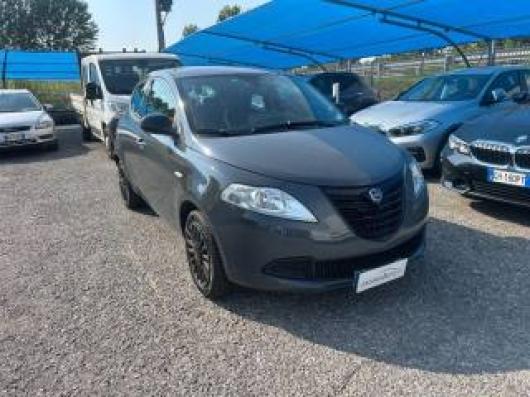 usato LANCIA Ypsilon