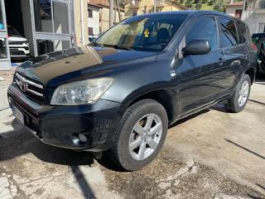 usato TOYOTA RAV 4