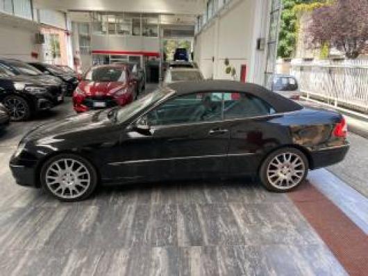 usato MERCEDES CLK 200