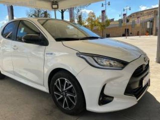 Yaris
