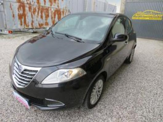 usato LANCIA Ypsilon