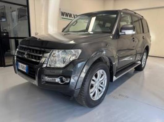 usato MITSUBISHI Pajero