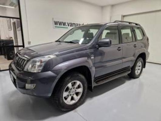 usato TOYOTA Land Cruiser