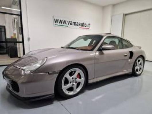 996
