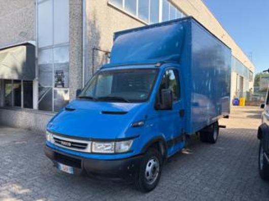 usato IVECO Daily
