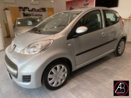 usato PEUGEOT 107