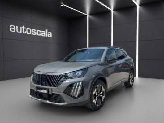 usato PEUGEOT 2008