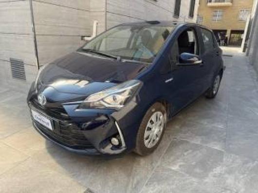 usato TOYOTA Yaris