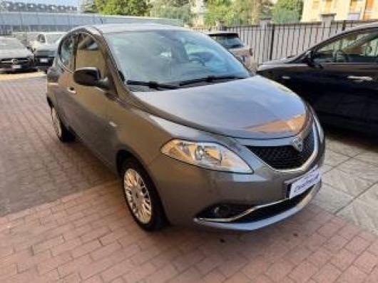 usato LANCIA Ypsilon