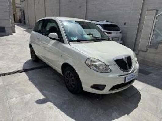Ypsilon