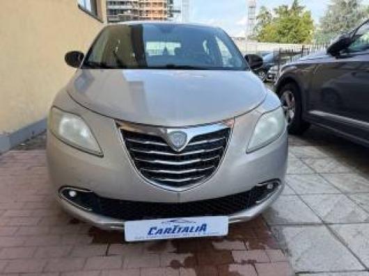 usato LANCIA Ypsilon
