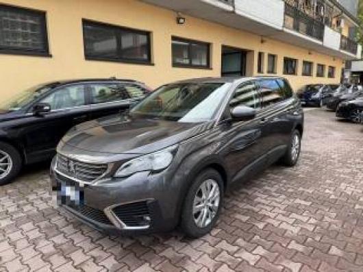 usato PEUGEOT 5008