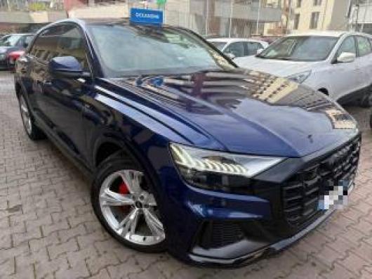 usato AUDI Q8