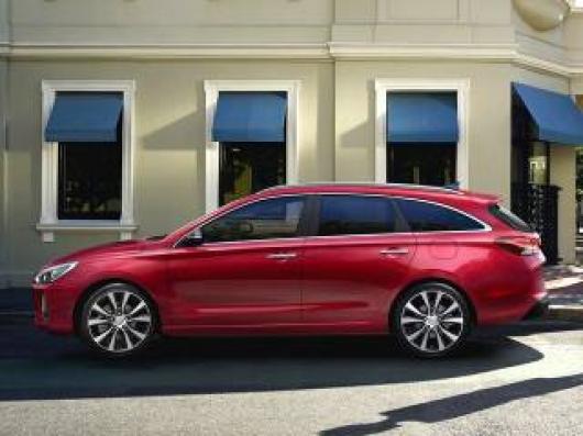 i30