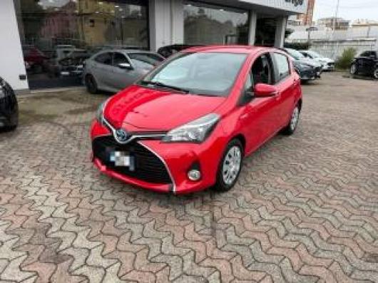 usato TOYOTA Yaris