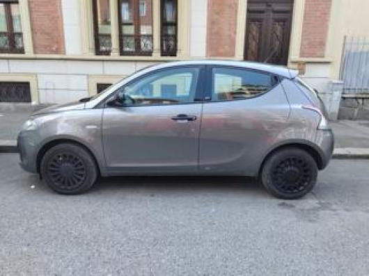 usato LANCIA Ypsilon