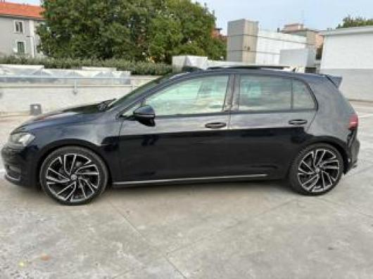usato VOLKSWAGEN Golf