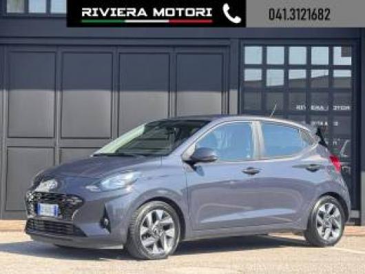 i10