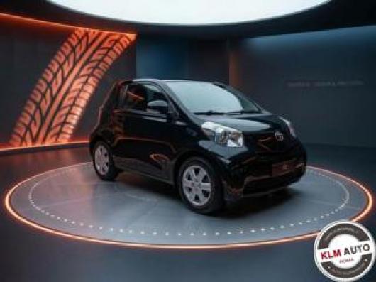 usato TOYOTA iQ