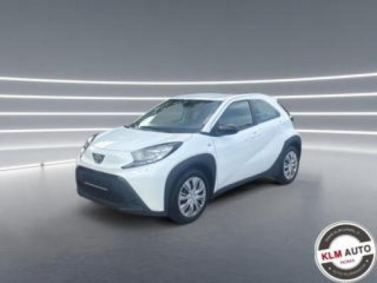 usato TOYOTA Aygo X