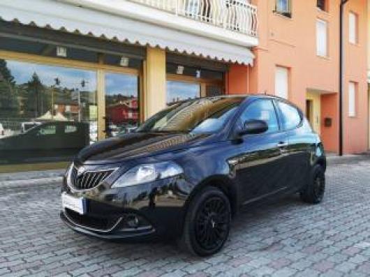 usato LANCIA Ypsilon