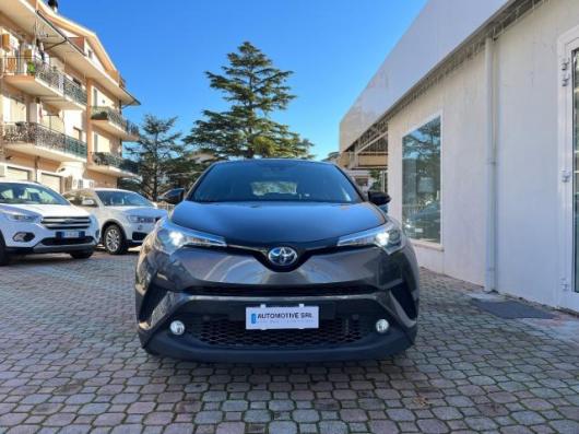 usato TOYOTA C HR