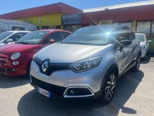 usato RENAULT Captur