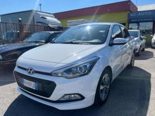 usato HYUNDAI i20