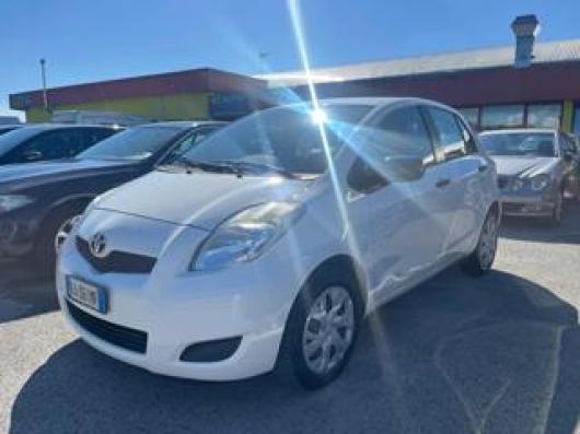 Yaris
