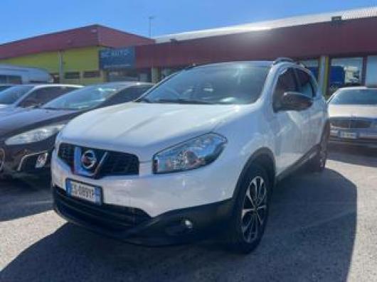 usato NISSAN Qashqai+2