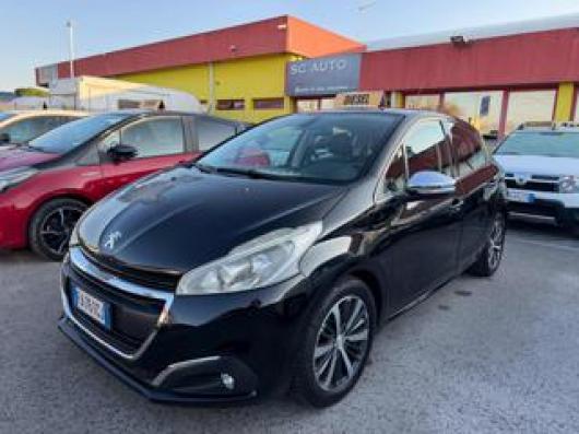 usato PEUGEOT 208