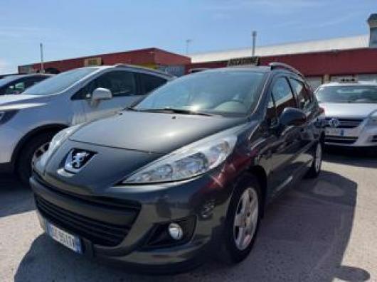 usato PEUGEOT 207