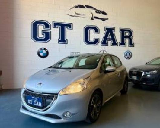 usato PEUGEOT 208