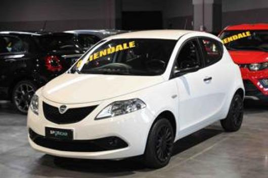 usato LANCIA Ypsilon