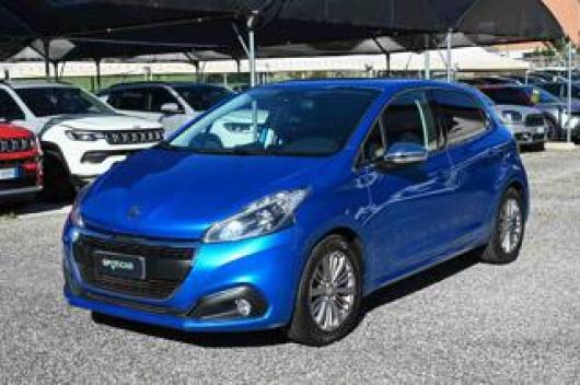 usato PEUGEOT 208
