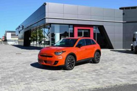 Km 0 FIAT 600